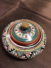 Petite boite poterie péruvienne avec couvercle ornement coloré intérieur...