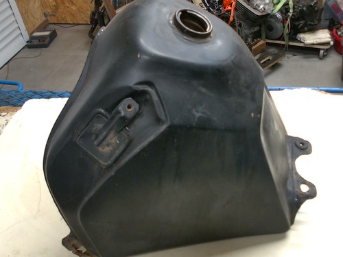 Réservoir suzuki 650 - suzuki,