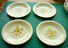 - 4 ASSIETTES à DESSERT - SALINS France -  Modèle CATHERINE - Jaune pâle fleurs
