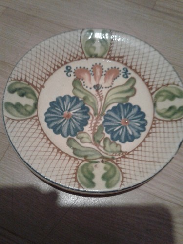 Plat décor terre cuite - de,