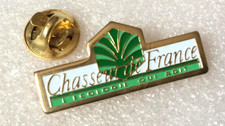 pin's vintage club de chasse