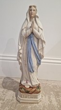 STATUE VIERGE MARIE-NOTRE DAME DE LOURDES-BISCUIT ET PORCELAINE POLYCHROME 38CM