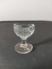 RINCE OEIL En Verre Moulé