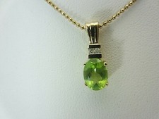 Nouveau Pendentif En Or Jaune 14k Avec Péridot Et Diamant Vert