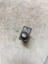 Nissan Terrano 1996 Bouton
