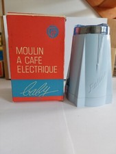 Ancien moulin à café en