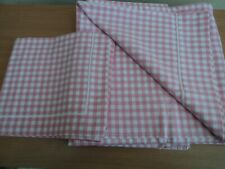 Parure de lit : 1 drap plat, + 1 taie, tissu vichy en coton blanc et rose