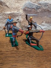 4 figurine STARLUX en