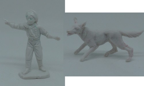 Figurines plastiques a - 2,