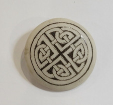 Broche En Poterie Artisanale