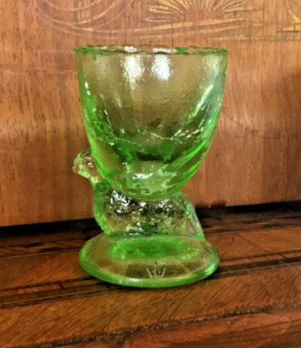 Coquetier ancien verre - en,
