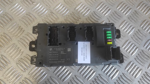 Boitier fusible bmw serie 1 - -,