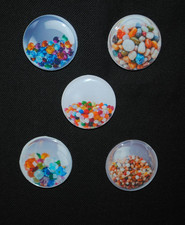 Magnets de frigo, pierres et