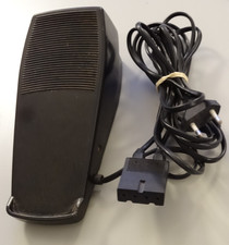 Pédale Husqvarna pour Machine