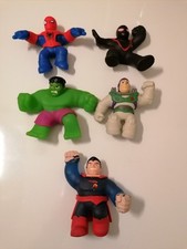 Lot 5 figurines GOO JIT ZU