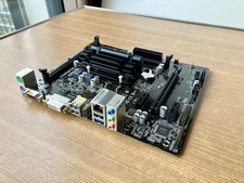 Carte Mere ASROCK Q1900M Intel