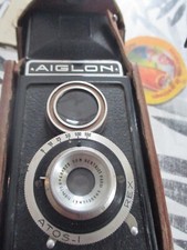 appareil photo AIGLON dans son étui 14x10cm