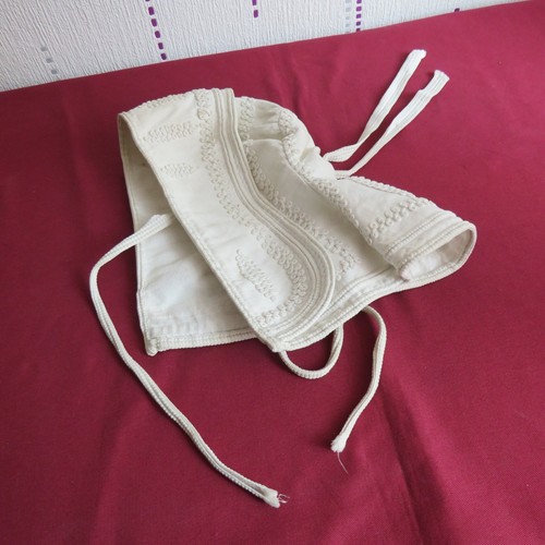 Ancien bonnet brodé coiffe - 1,