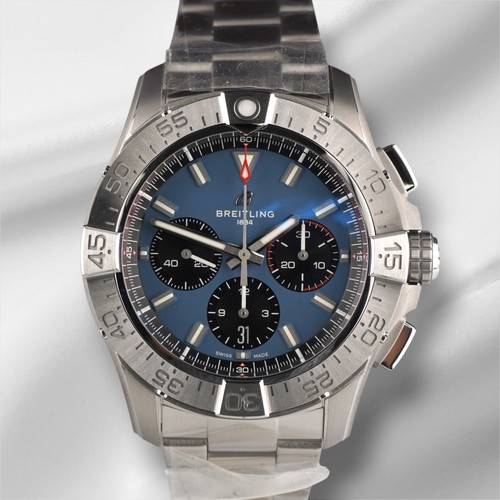 Breitling avenger b01 - b01, chrono