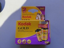 Pellicules Kodak gold couleurs 200 1 paquet de 2 péllicules non déballés