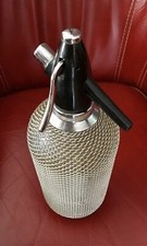 Ancienne et Belle bouteille Siphon Eau de Seltz, modèle grillagé.