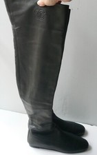 CHANEL Cuissardes cuir noir taille 41 BON ETAT rares