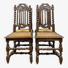 Série de 4 chaises de pavillon de Chasse style Renaissance en chêne sculpté