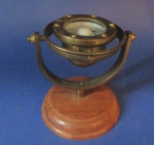 boussole de table / bureau maritime comme presse-papier laiton  12cm tbe compass