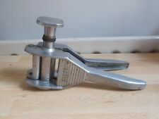 Ancienne boucheuse SAMBRI