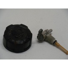 BOUCHON ESSENCE + ROBINET