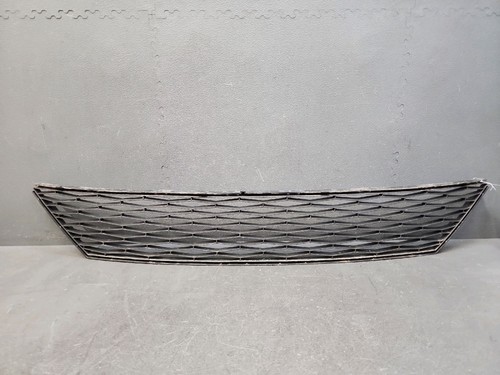 Grille inférieure pare choc