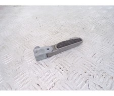 KYMCO 50 SUPER 8 REPOSE CALE PIED PASSAGER ARRIERE DROIT - 2018/2021