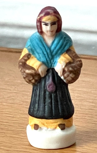 Fève mat femme - mat, ancienne