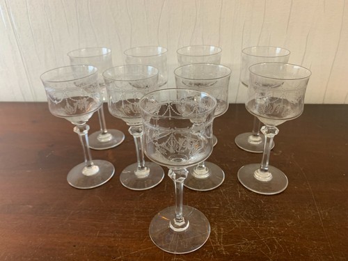 Verres vin blanc modèle - à,