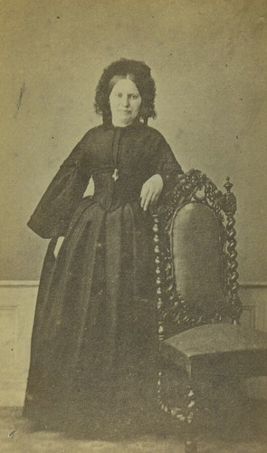 France fleche woman - france, la