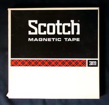 *** UNE BANDE MAGNETIQUE AUDIO