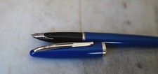 RARE STYLO PLUME WATERMAN CARENE EN LAQUE BLEU MOYEN - PLUME OR MASSIF 18 CARATS