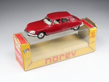 NOREV - 158 - Citroen DS 21 -