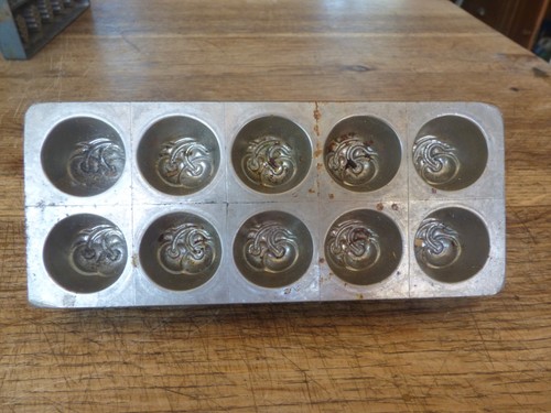Ancien moule chocolat - ancien,