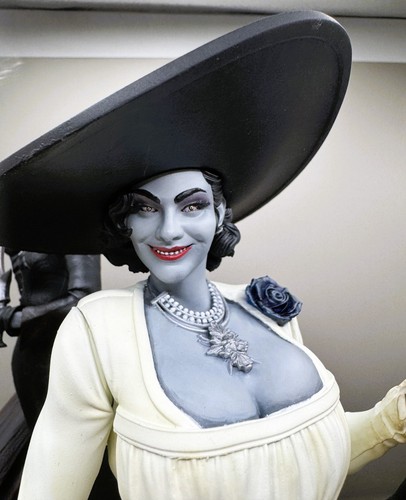 Lady dimitrescu figurine - dimitrescu,,