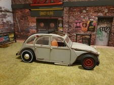 Citroen 2cv 1/18 rat rod modified custom umbau conversion Solido 1/17