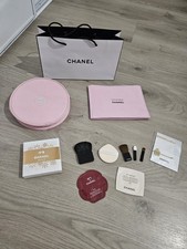 Trousse Chanel Et Ses
