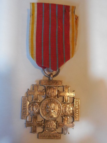 Croix vatican pour les - du,