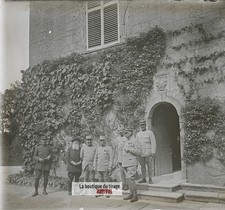 Officiers, château, guerre