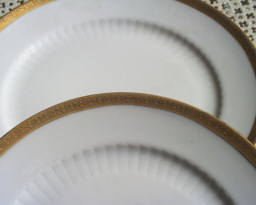 Lot assiettes plates - plates, dorée