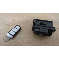 LECTEUR DE CARTE VOLKSWAGEN PASSAT (3C2) BERLINE 2.0 FSI 16V (BLR) 2005