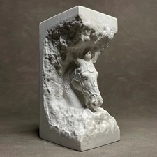 Sculpture cheval plâtre - de, en
