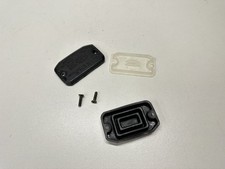 COUVERCLE MAÎTRE CYLINDRE FREIN AVANT BENELLI 500 LEONCINO 2017-2023