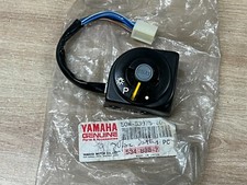 UN COMMODO COMMANDE DROIT