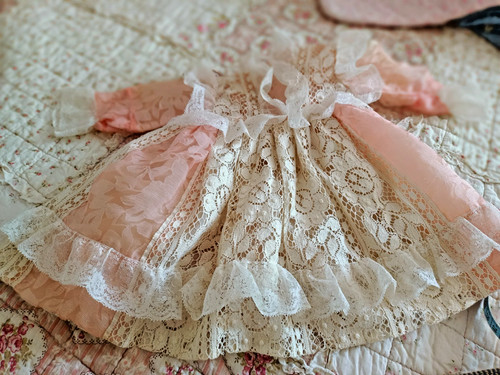 Robe dentelle rose blanche - robe,